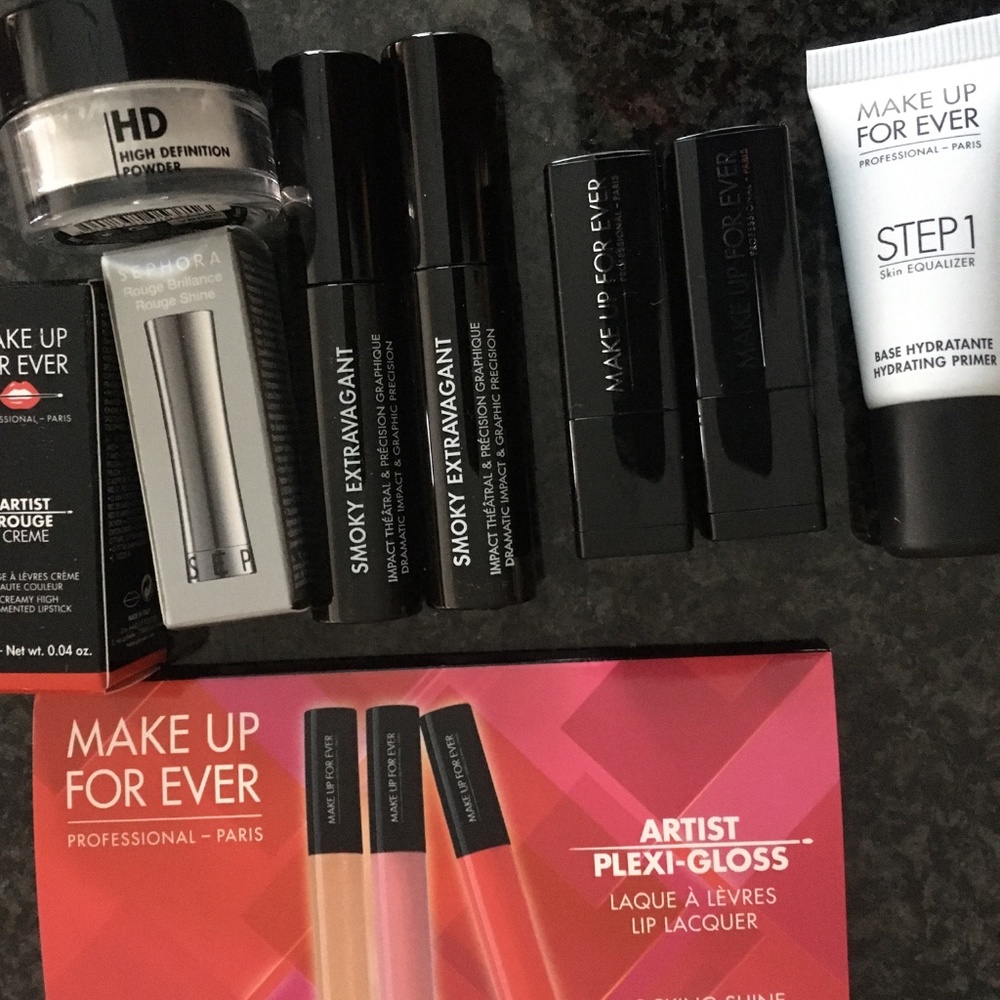 9 Piece MAKEUP FOREVER Bundle - Brand New!!